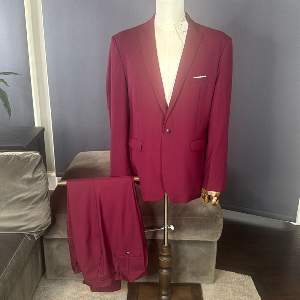 Men’s Burgundy Slim Fit 2 Piece Suit One Button Size 44 Jacket 40 Pants NWT